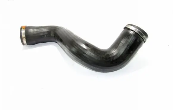 Intercooler hose/pipe