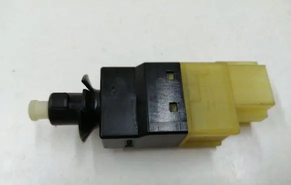 Mercedes-Benz A W169 Brake pedal sensor switch A0015456709