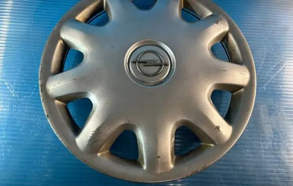 Opel Astra H R15 wheel hub/cap/trim 90498213 90539442