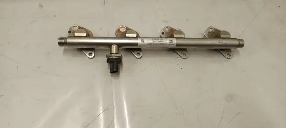 Mercedes-Benz A W176 Fuel main line pipe A2700780645