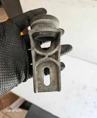 Opel Meriva A Radiator mount bracket 13128110