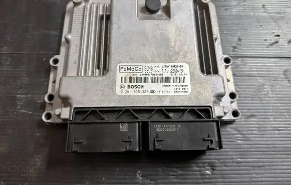 Ford Kuga II Engine control unit/module F1F112B684ZA JV6A12A650PA 0281035329