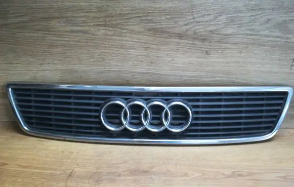 Audi A8 S8 D2 4D Front bumper upper radiator grill 4D0853651B
