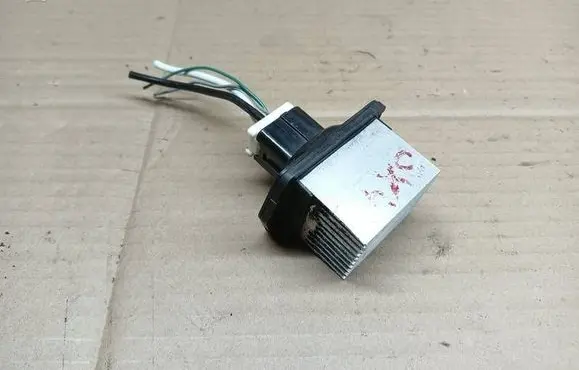 Suzuki SX4 S-Cross Heater blower motor/fan resistor 