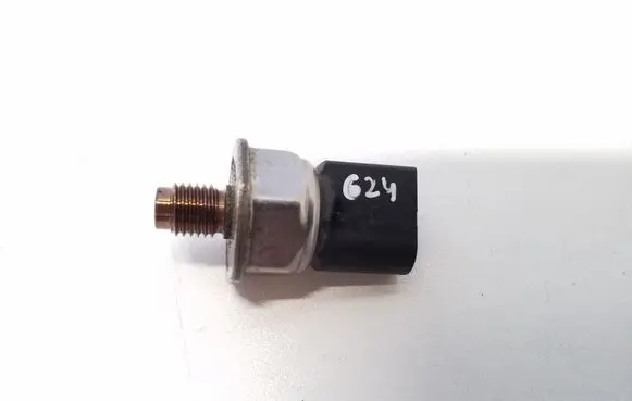 Fuel pressure sensor