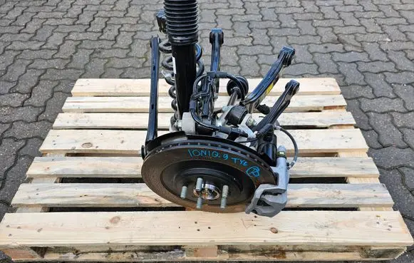 KIA EV9 Stub axle 