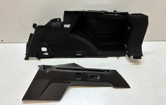 Renault Megane IV Trunk/boot side trim panel 799113717R 849509490R