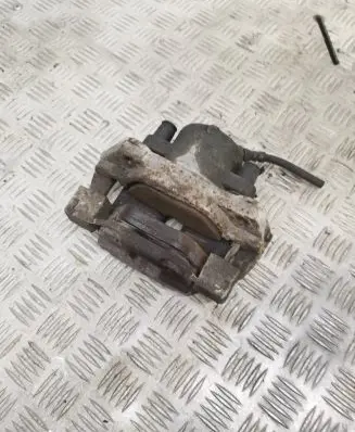 BMW 5 E39 Front brake caliper 6022296