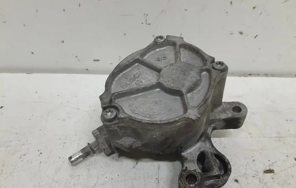 Volvo V70 Vacuum pump 