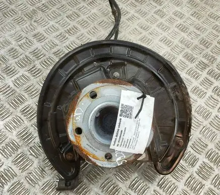 Mercedes-Benz EQA Rear wheel hub A2433560000 A2433570600