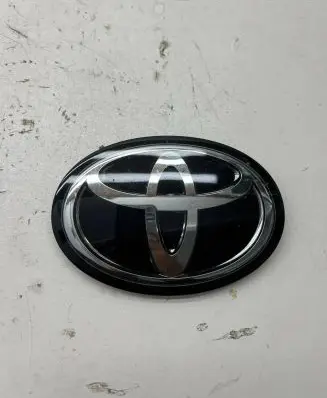 Toyota RAV 4 (XA50) Manufacturer badge logo/emblem 5314142030 531410R110