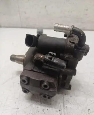 Skoda Fabia Mk2 (5J) Fuel injection high pressure pump 03L130755E01