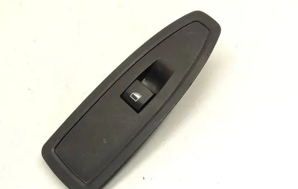 BMW 1 F20 F21 Electric window control switch 9208107 140918 L3A09967