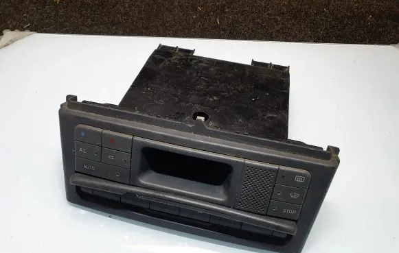 Renault Laguna I Climate control unit 7700425674 9140010332 27504