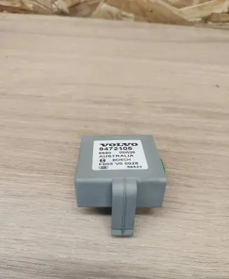 Volvo V70 Alarm control unit/module 9472105 F005V00026