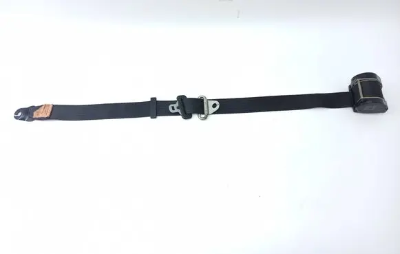 BMW 7 E23 Front seatbelt 1864521 018740 065010