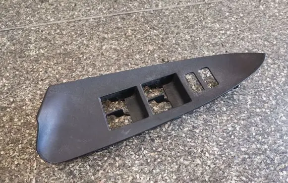 Toyota RAV 4 (XA30) Front door window switch trim 7423242070