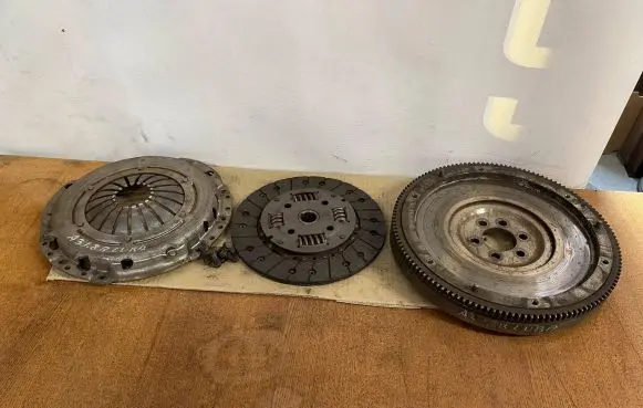 Audi A3 S3 8L Clutch set kit 058105271F 1862516343 M200XM215