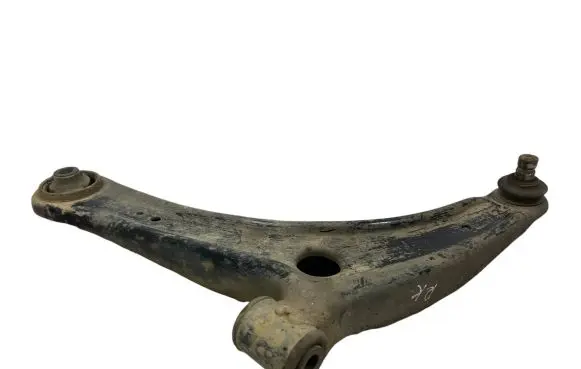 Peugeot 4008 Front lower control arm/wishbone