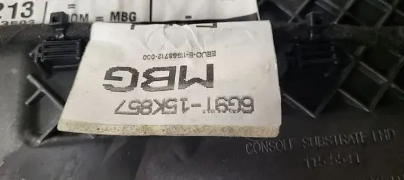 Ford Mondeo MK IV Center console