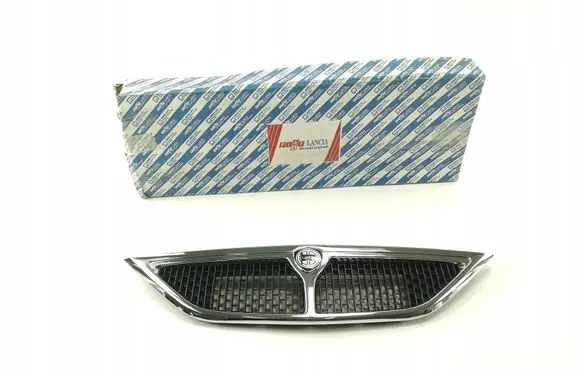 Lancia Y 840 Front bumper upper radiator grill 712196808