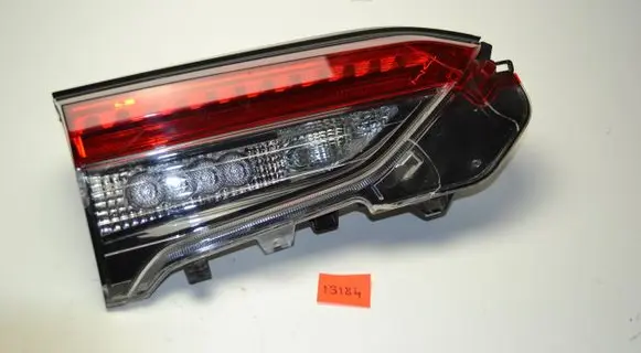 Tailgate rear/tail lights