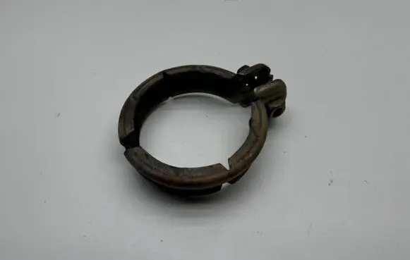 Mercedes-Benz C W205 Muffler pipe connector clamp A0009958902