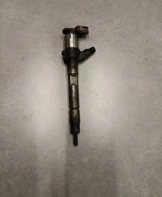 Mitsubishi Outlander Fuel injector 1465A353 01N02884