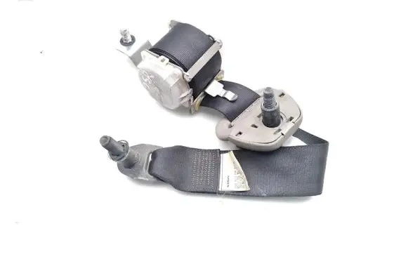 Nissan Navara D40 Rear seatbelt 7P1130