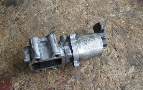 Lexus IS 220D-250-350 EGR valve 2562026100