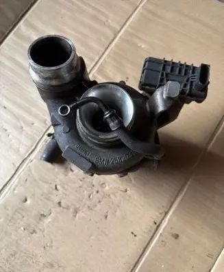 BMW 7 F01 F02 F03 F04 Turbo 25820310