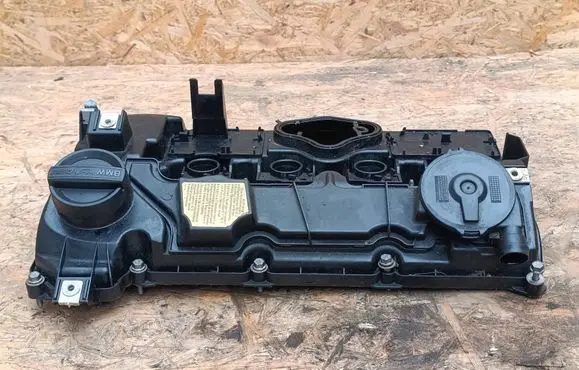 BMW 1 E81 E87 Rocker cam cover 7567766 3587158