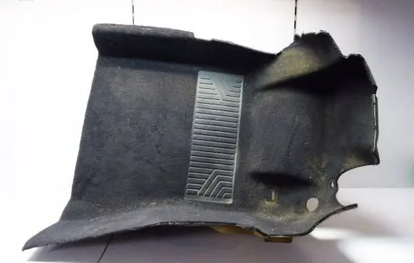 Mercedes-Benz E W210 Interior carpet A2106801940