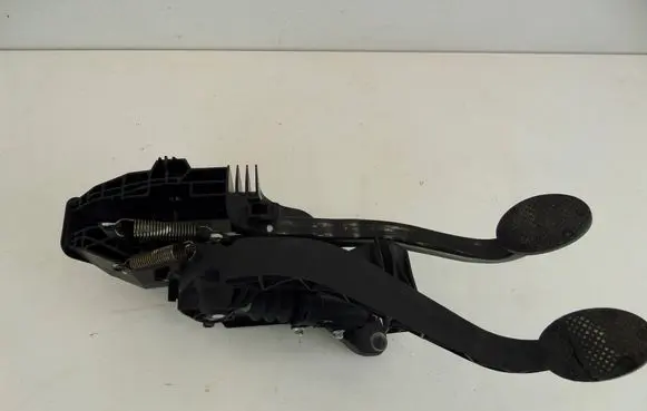 Mini One - Cooper F56 F55 Pedal assembly 6860677
