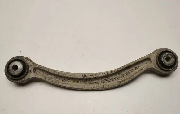 Mercedes-Benz C W204 Rear control arm A2043502206