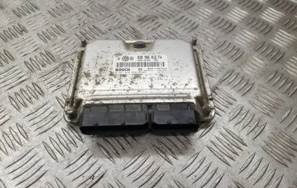 Volkswagen Golf IV Engine control unit/module 038906012FA