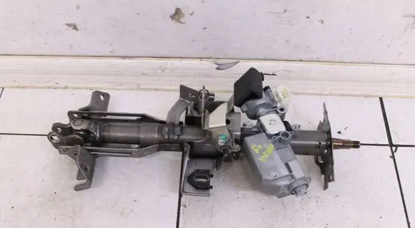Suzuki Grand Vitara II Steering wheel axle