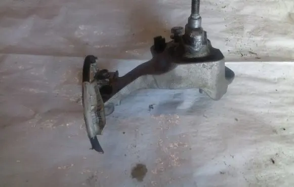 Renault Talisman Gearbox mounting bracket 112533688R