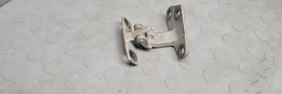 BMW X5 E53 Tailgate/trunk/boot hinge 8402183