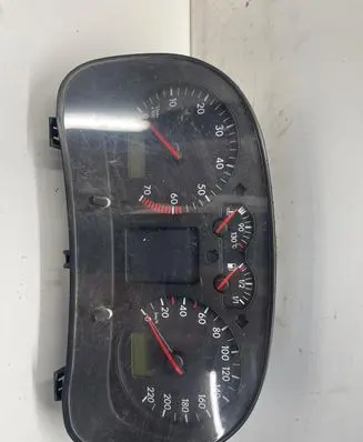 Volkswagen Golf IV Speedometer (instrument cluster) 0263604001