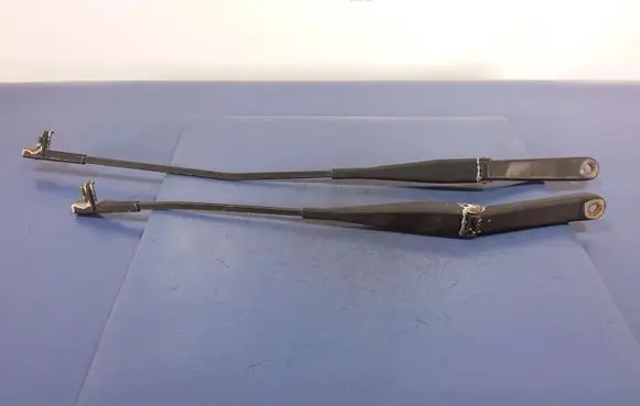 Ford Focus Front wiper blade arm