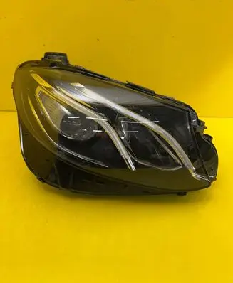 Mercedes-Benz E W213 Headlight/headlamp A2139067806