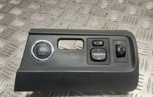 Toyota Corolla Verso E121 Engine start stop button switch 15A710
