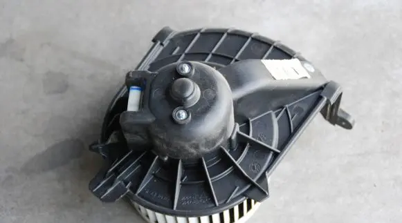 Renault Master III Heater fan/blower 125KM