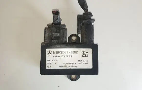 Mercedes-Benz B W245 Glow plug pre-heat relay A6401532779