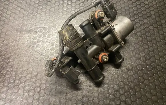 Volkswagen Phaeton Coolant heater control valve 3D0820536 3D0820035 400399M