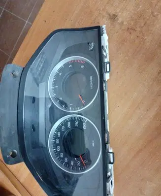 Volvo XC90 Speedometer (instrument cluster) 31327581AA
