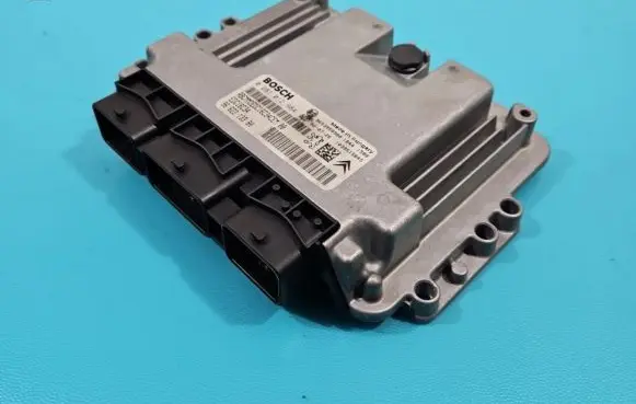 Peugeot 407 Engine control unit/module ECU 0281012984 IMPRK1375899
