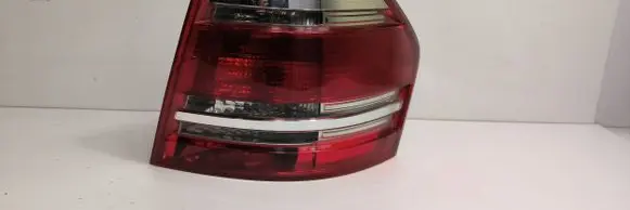 Mercedes-Benz ML W164 Rear/tail lights ME00E66S