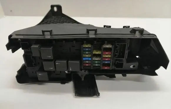 Volvo S60 Fuse box set 9494210 30728008